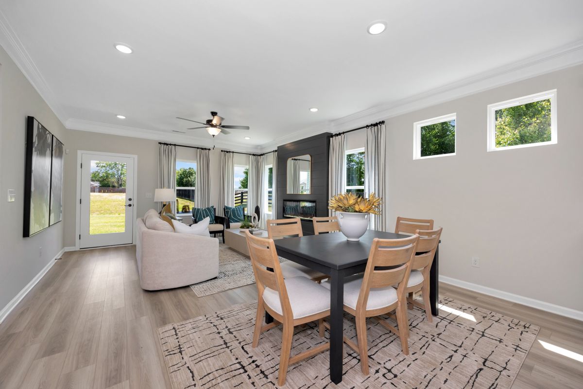 The Hampton -Dining Room