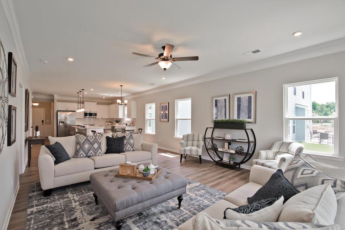 023_Living Room