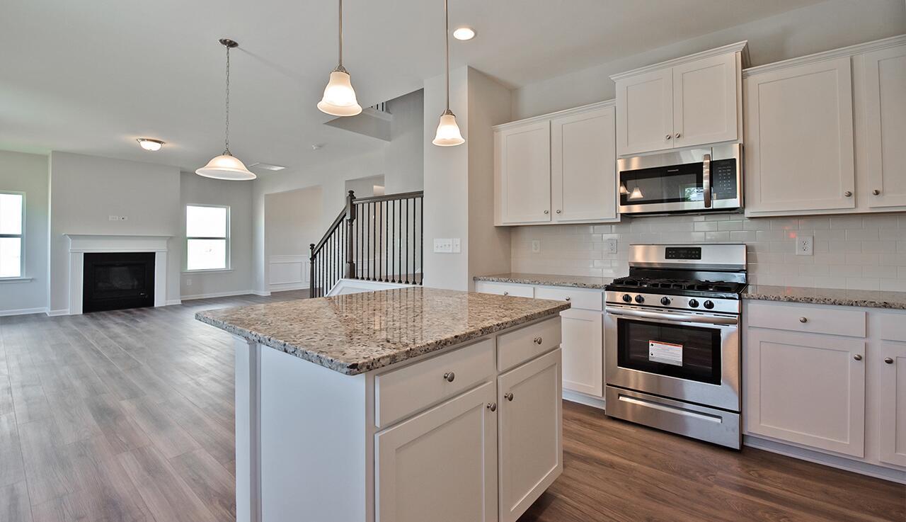 Kitchen 01