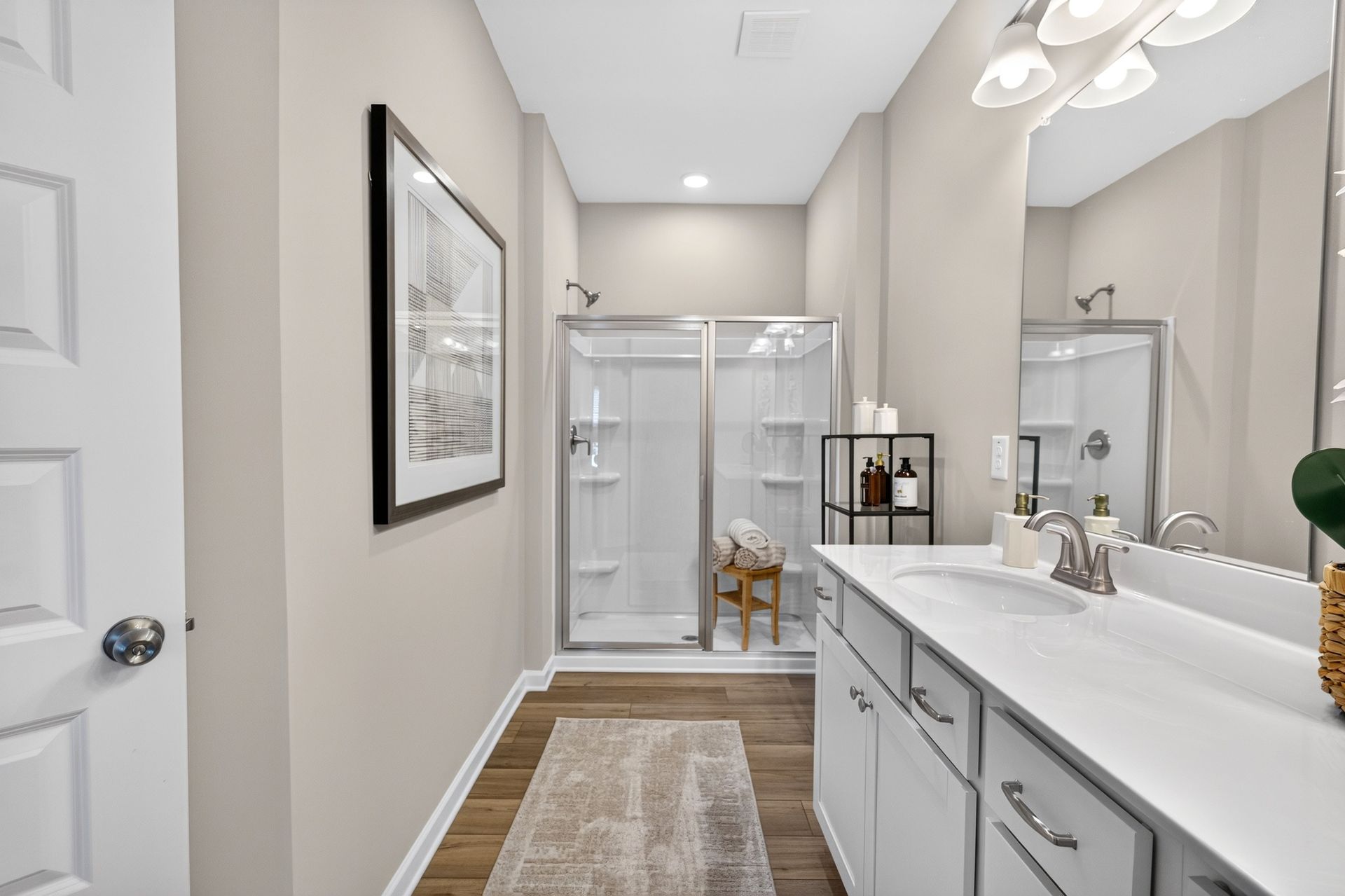 Welcome to the Suwanee model at Johnsons Crossing.