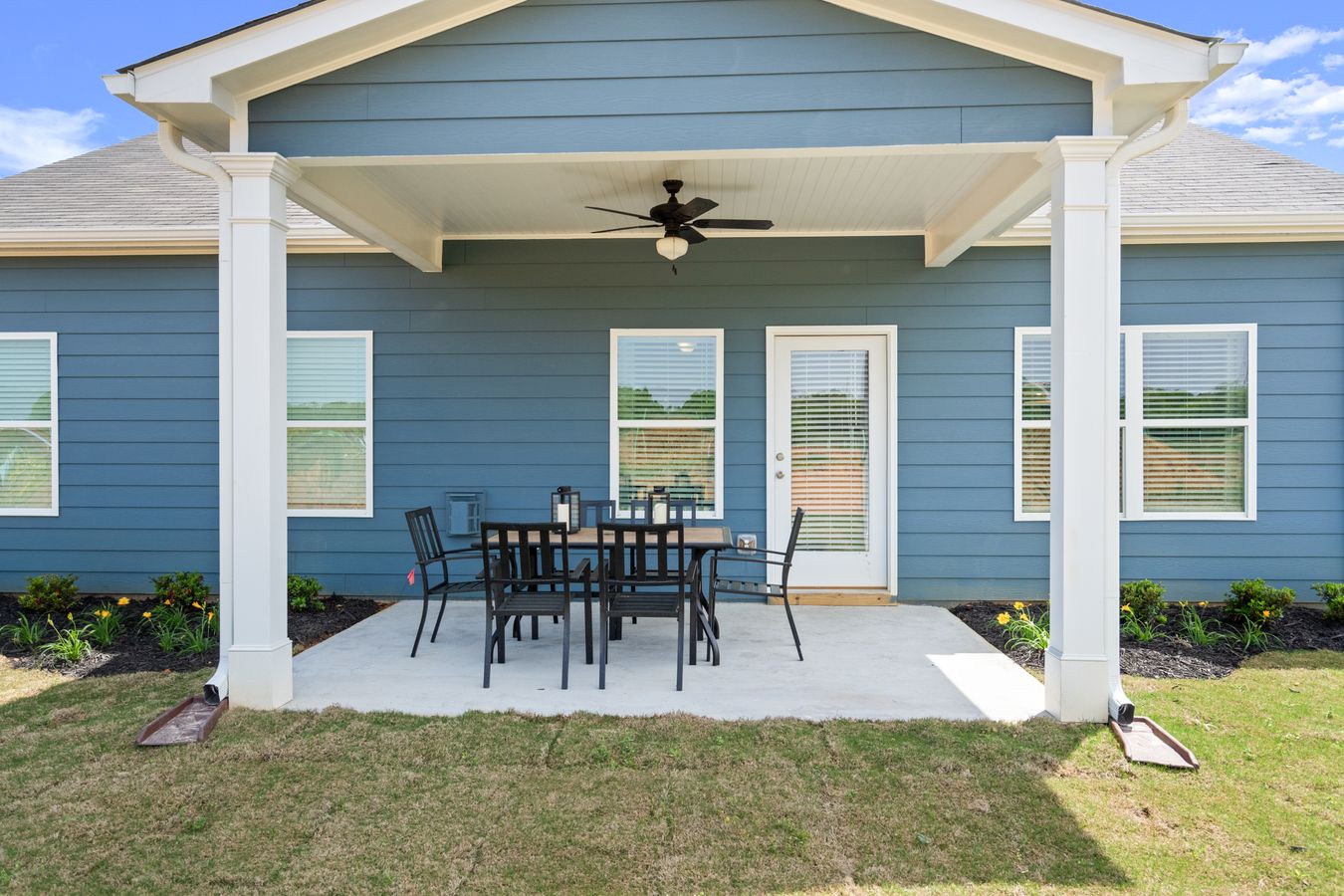 The Bradley - Covered Patio