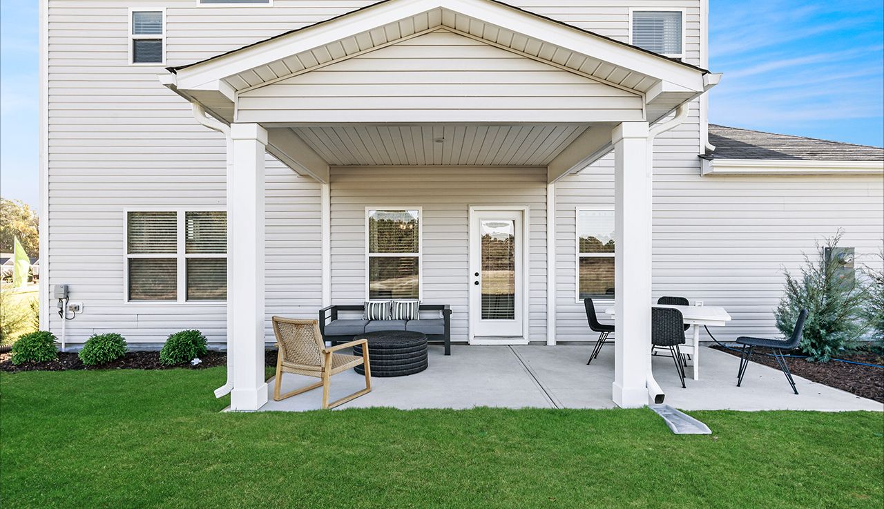 The Benson II - Covered Patio