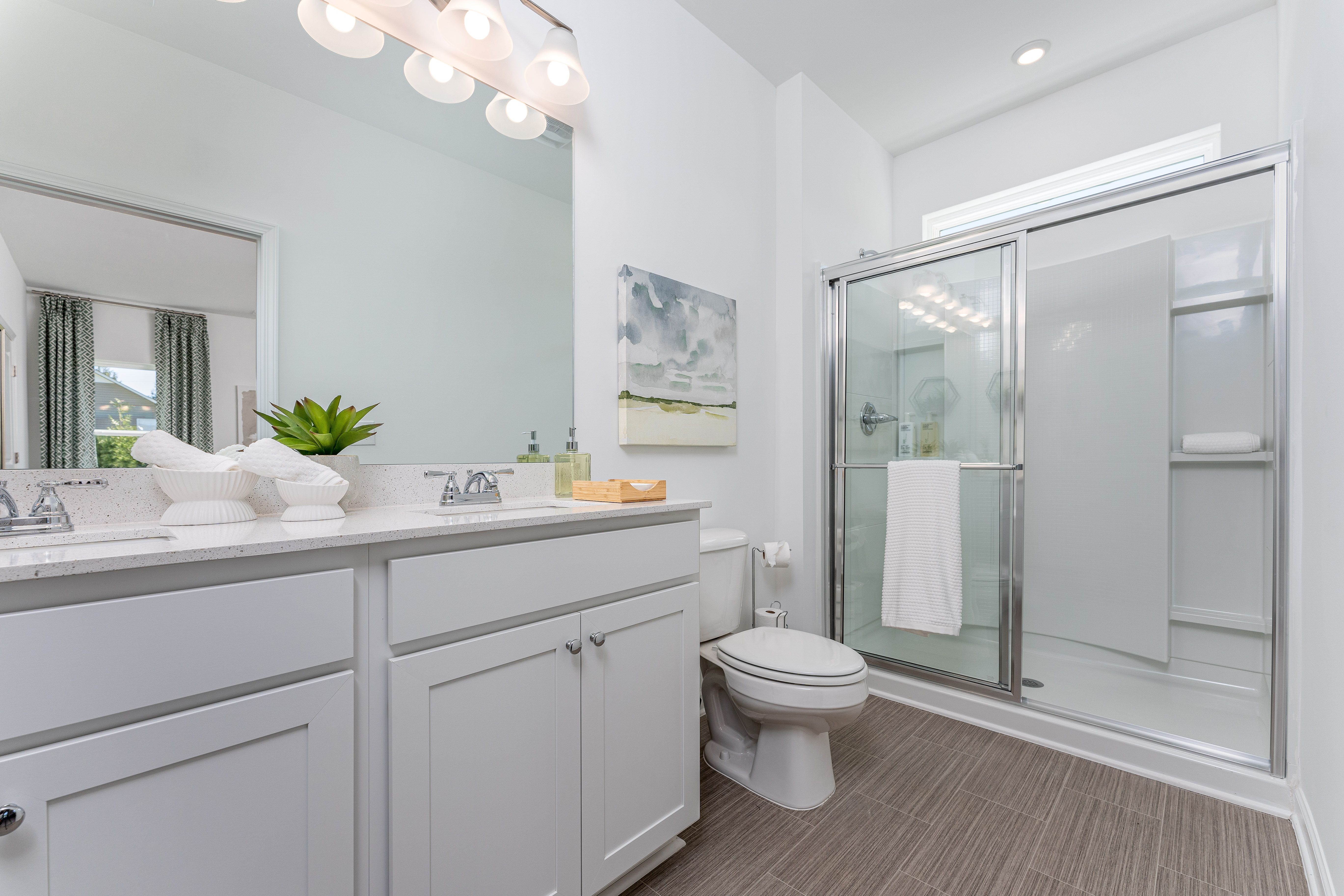 The Phoenix - Owner's Bath