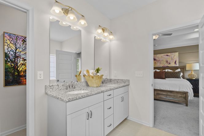 The Norwood II - Owner's Bath