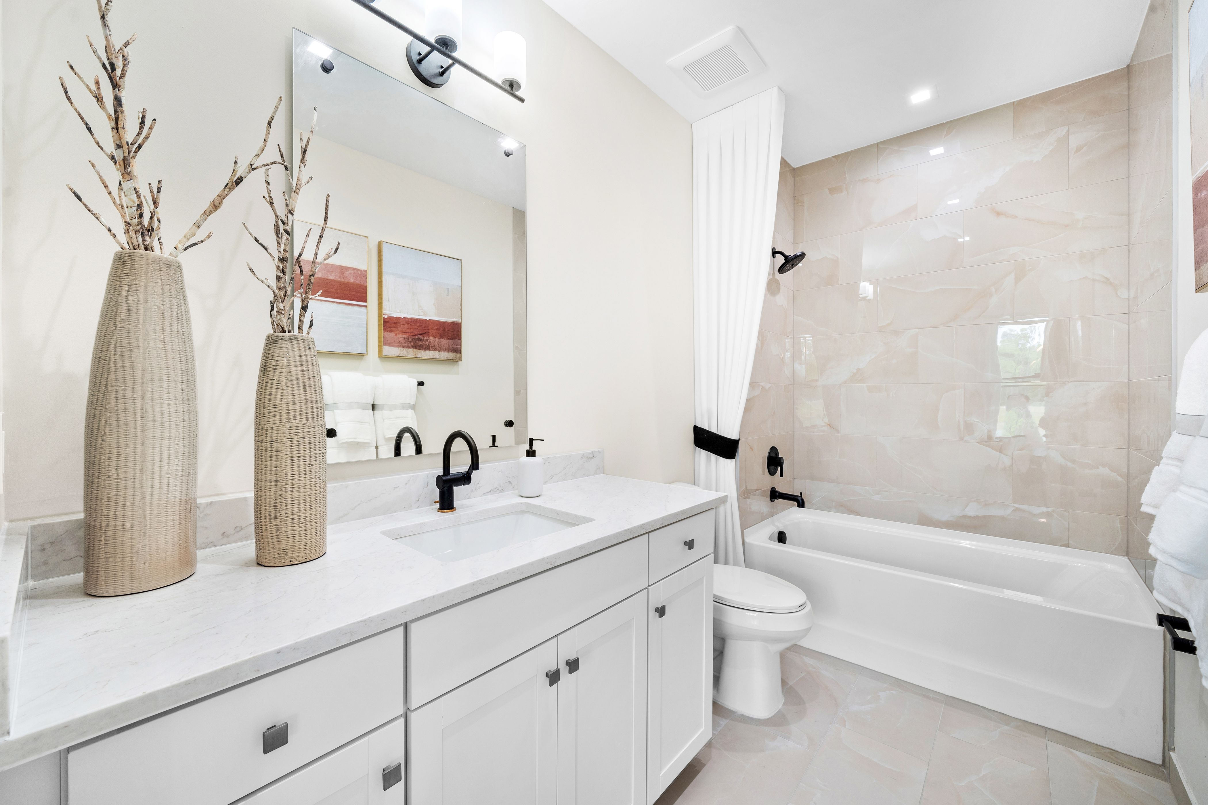 THE DAPHNE (D) MODEL