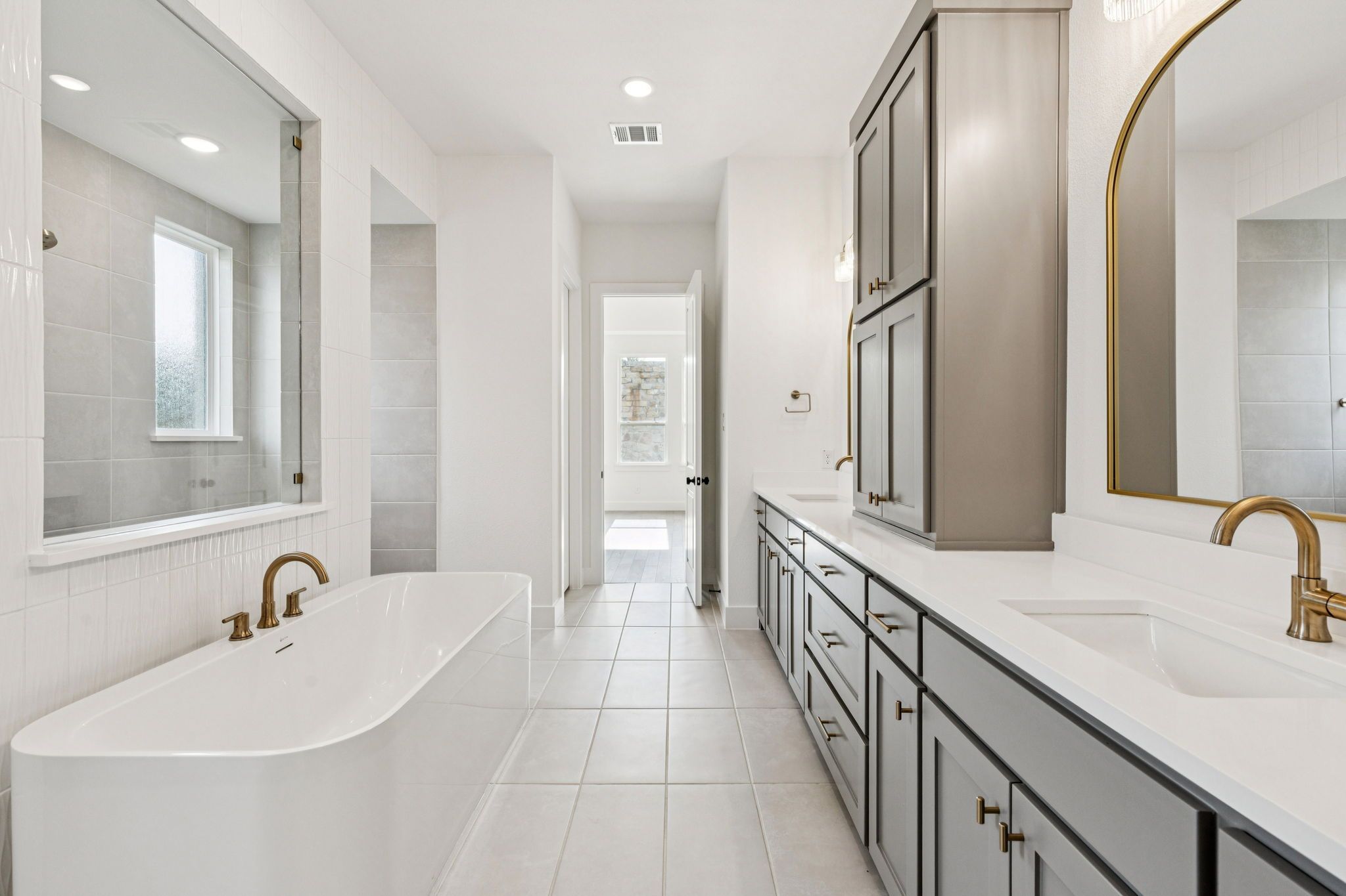 Representative Image - Owner's Bath