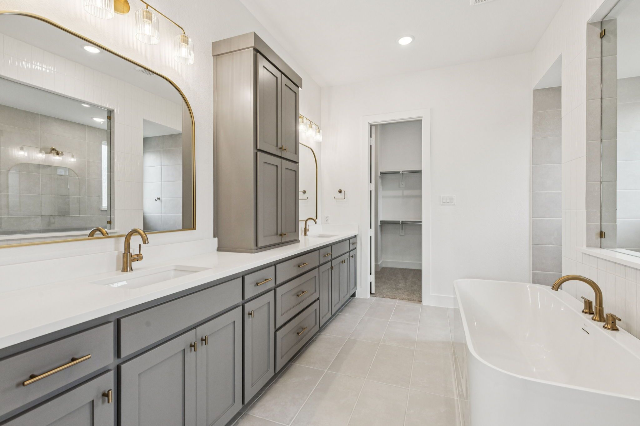 Representative Image - Owner's Bath