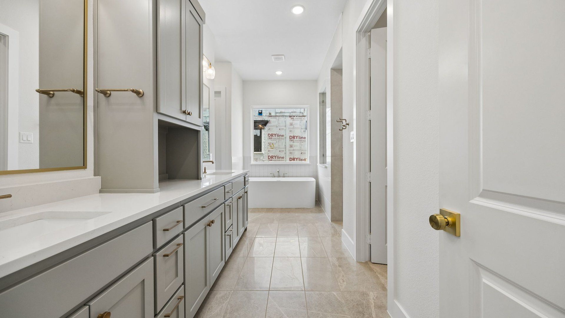 Owner's Bath