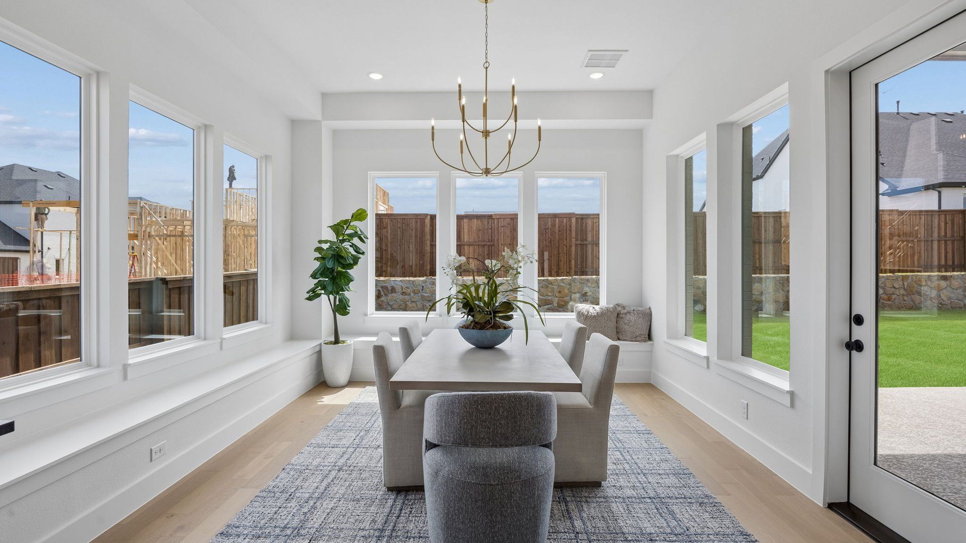 Formal Dining