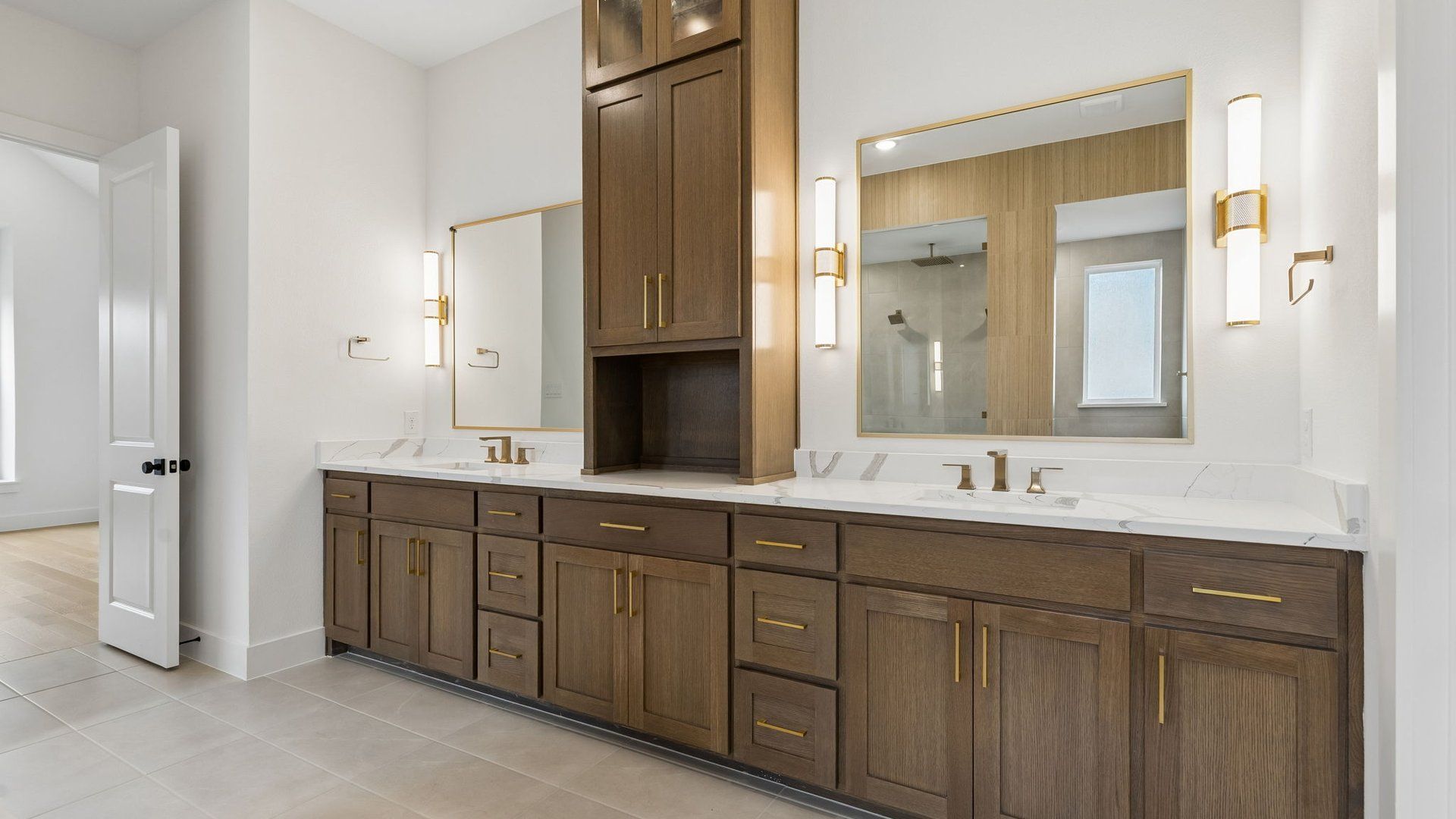 Owner's Bath