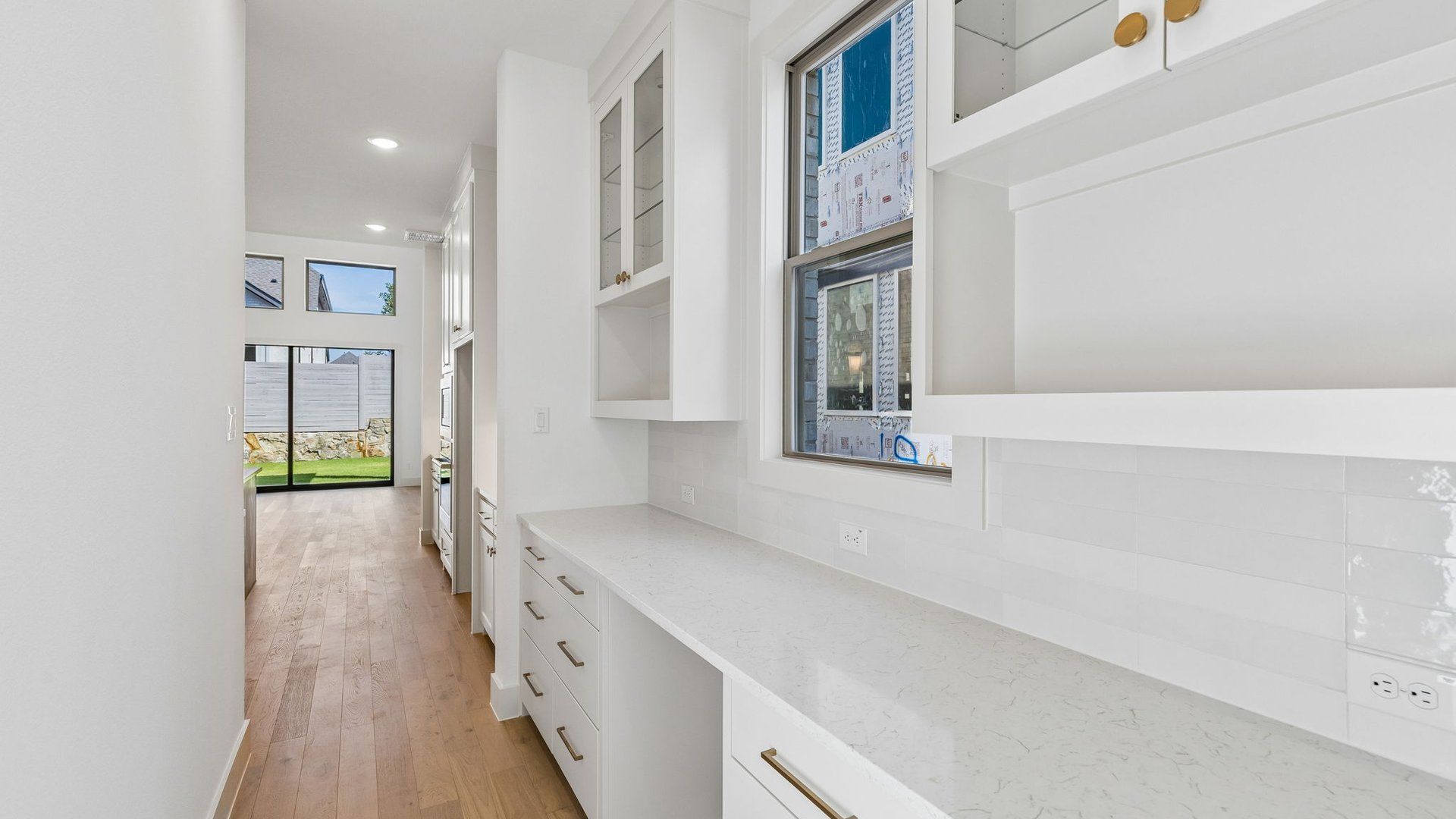 Pass Through Pantry