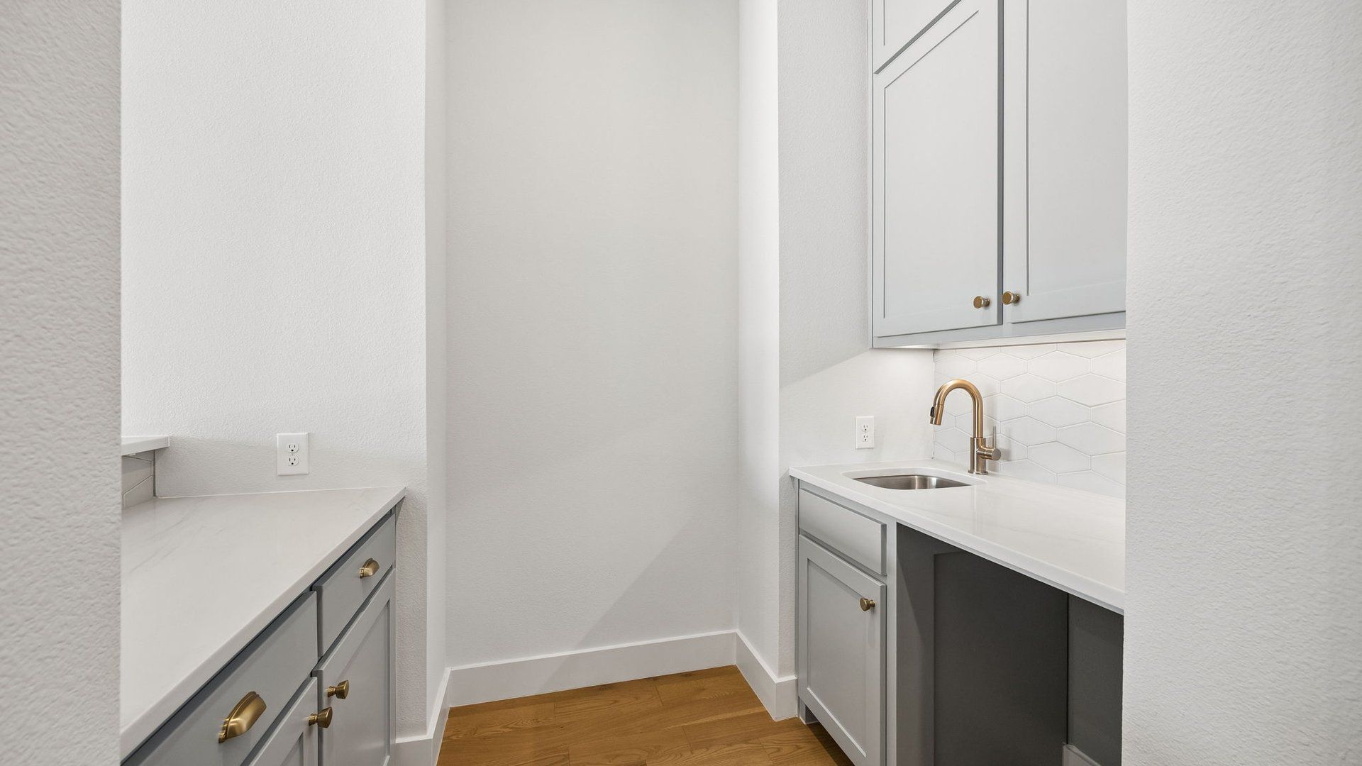 Wet Bar