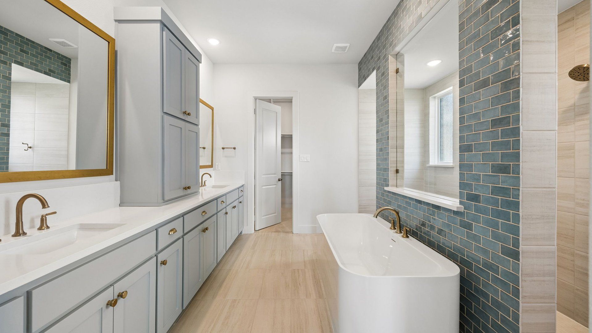 Owner's Bath