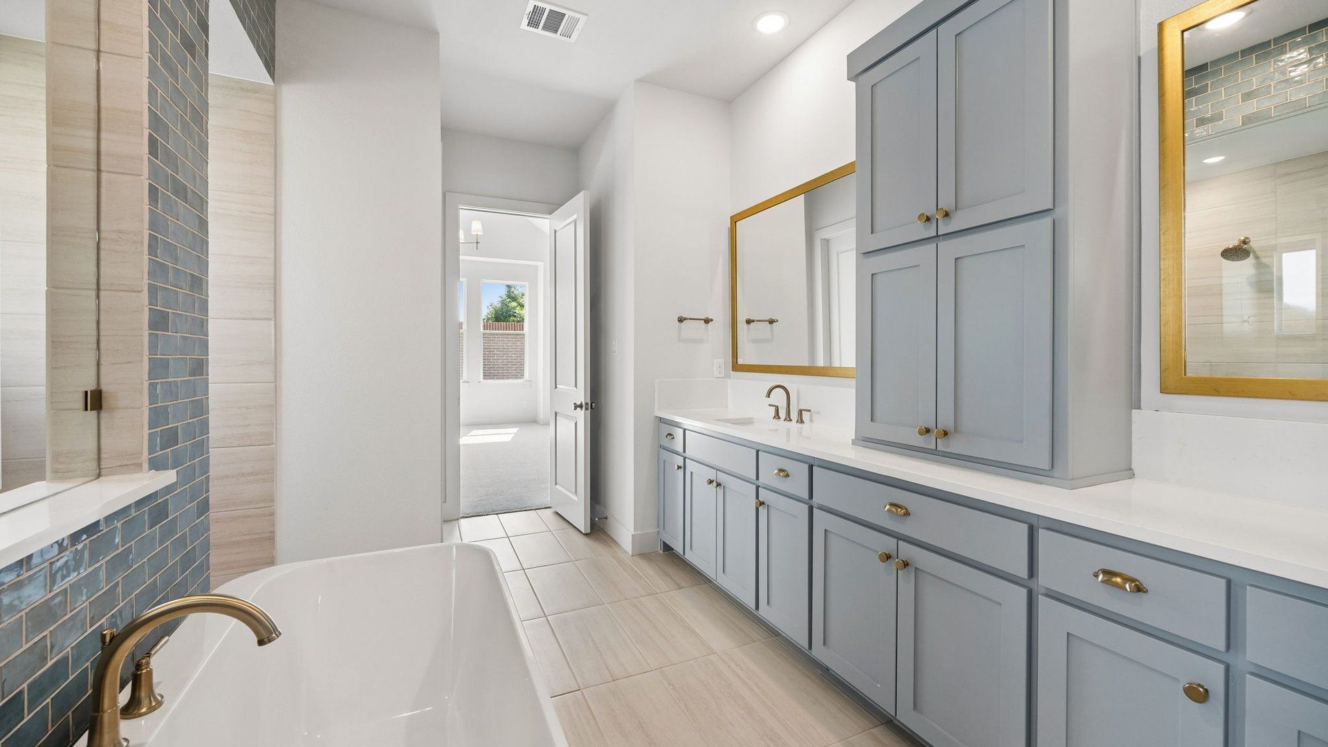 Owner's Bath