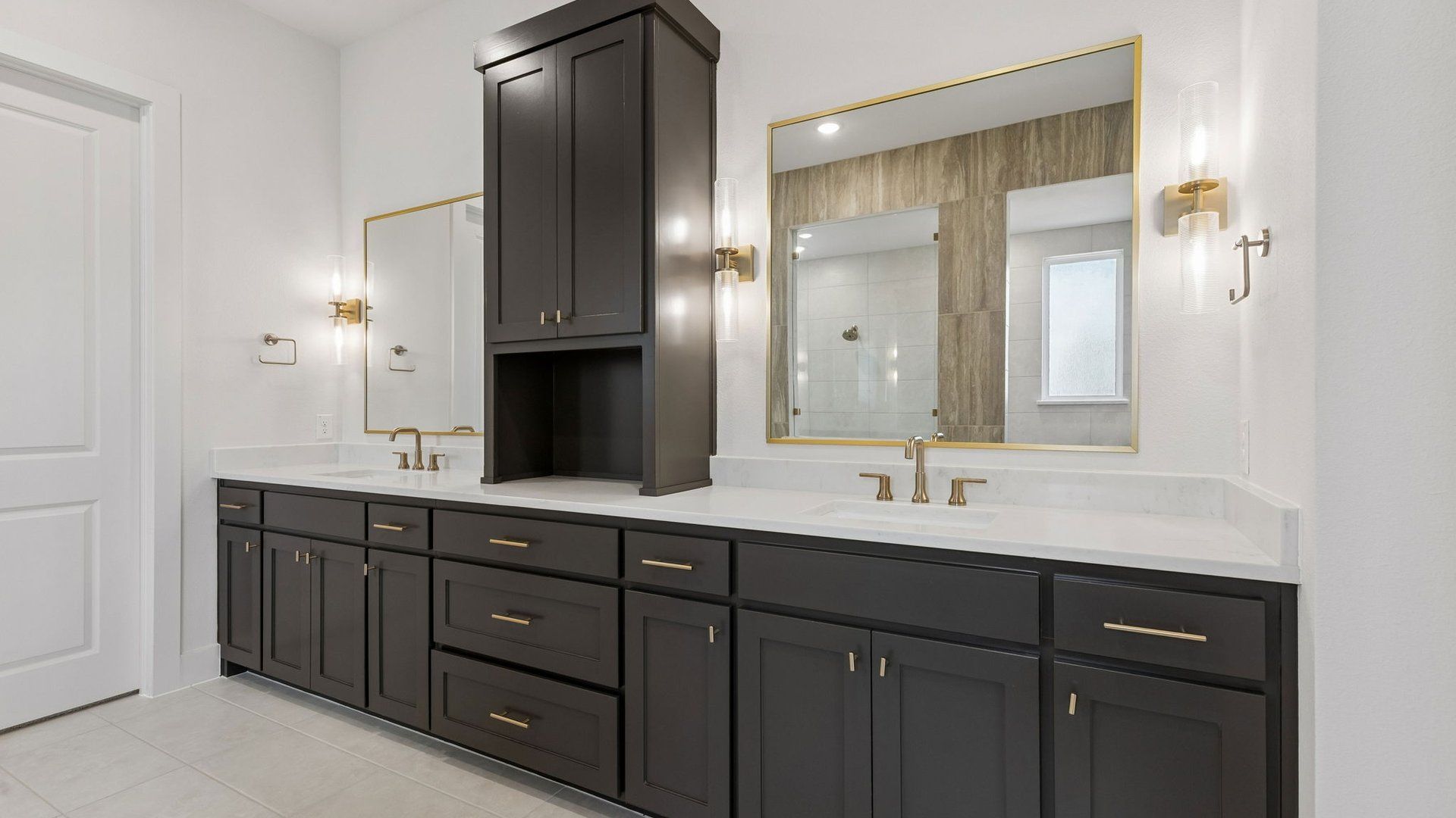 Owner's Bath