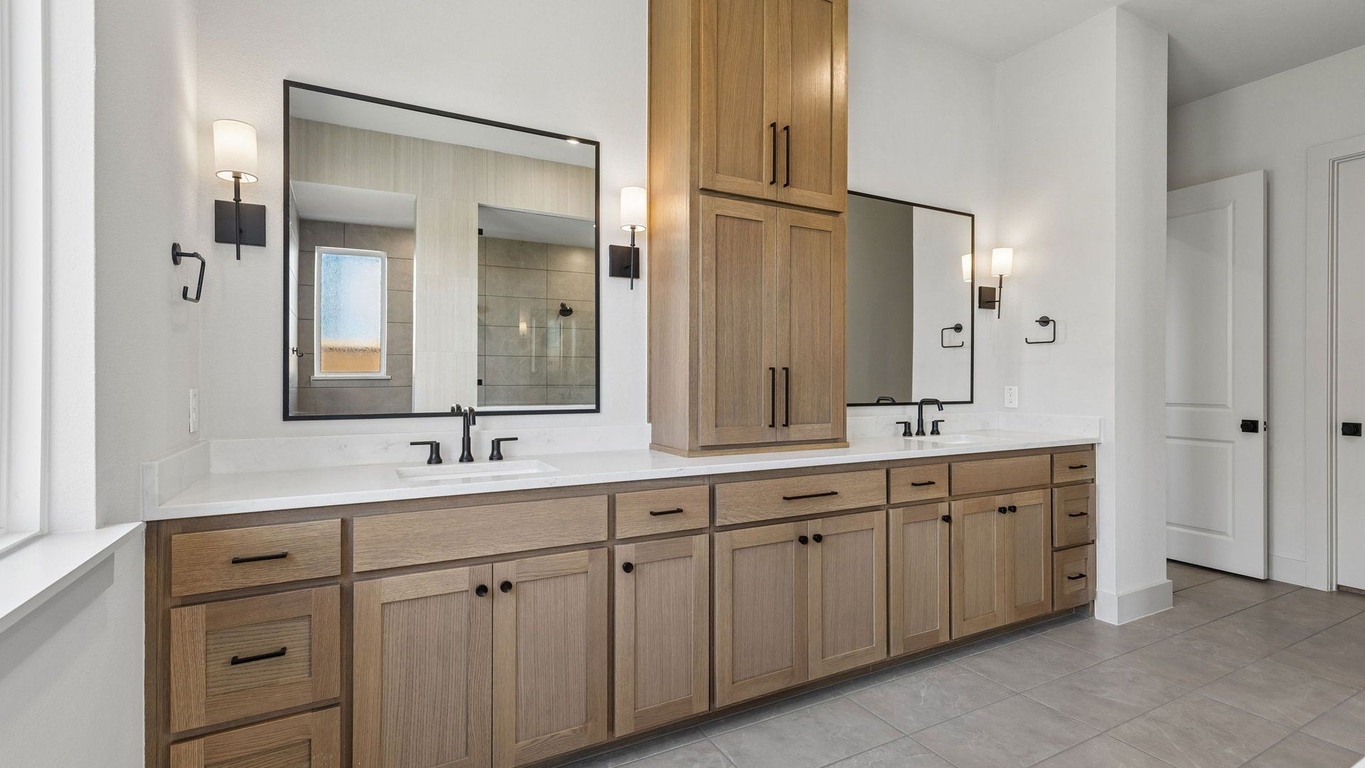 Owner's Bath