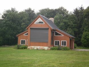 Southerland Custom Builders por Southerland Custom Builders en Akron Ohio