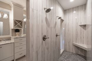 Spiess Custom Homes, LLC por Spiess Custom Homes, LLC en Kansas City Kansas