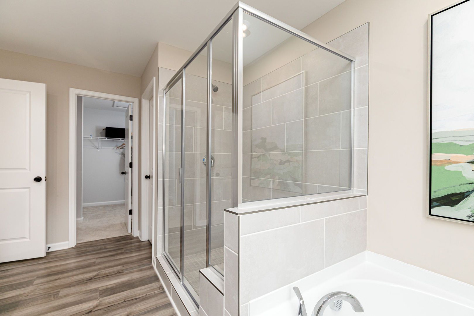 86 Hickory Grove Avenue (The Hollins)