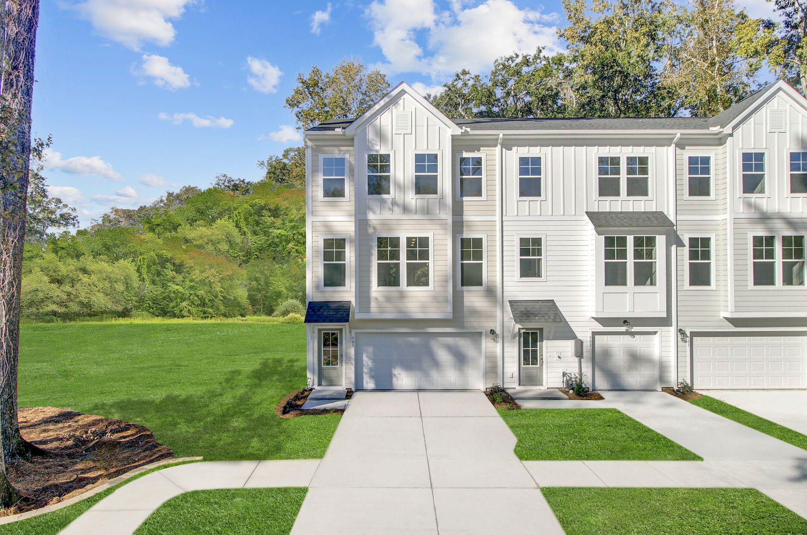 418 Caledon Court (The Lannister)