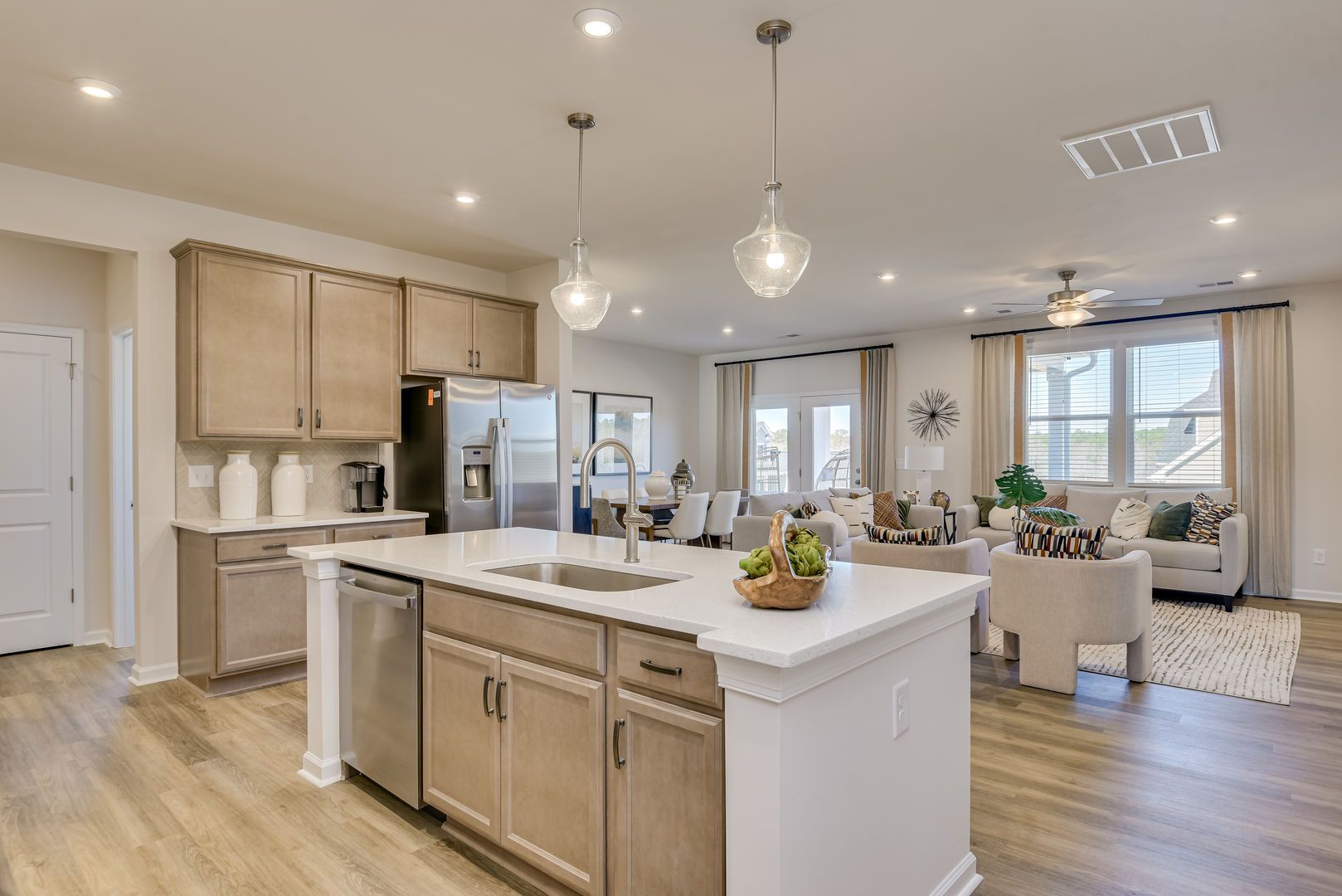 806 Oak Valley Drive (The Easton)