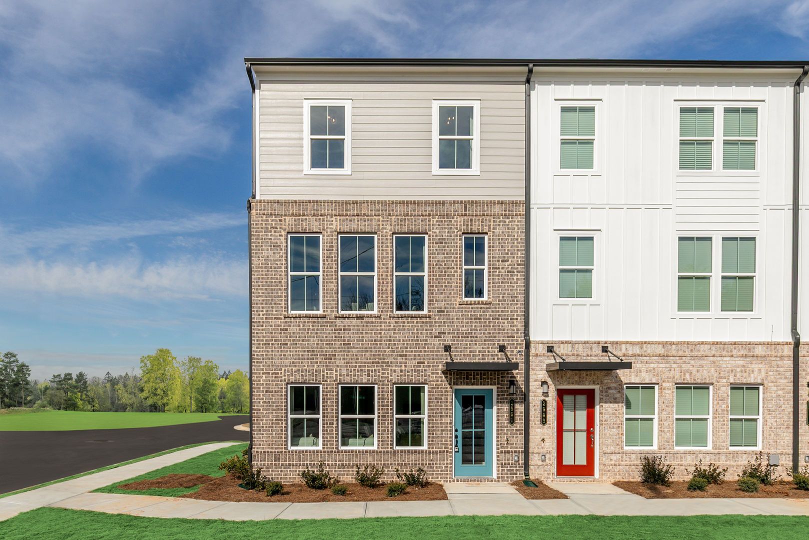 casa en The Beacon at Old Peachtree Townhomes por Stanley Martin Homes