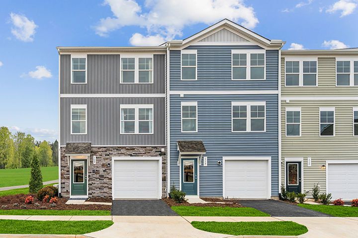 Essence at Colonial Circle Townhomes