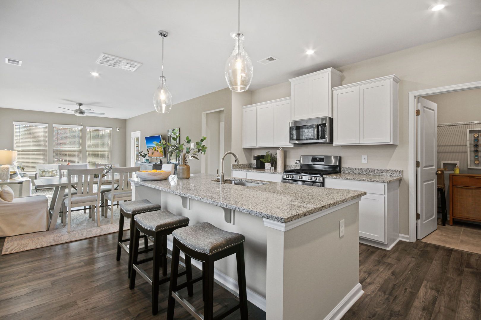 casa en Westbriar Woods Single Family Homes por Stanley Martin Homes