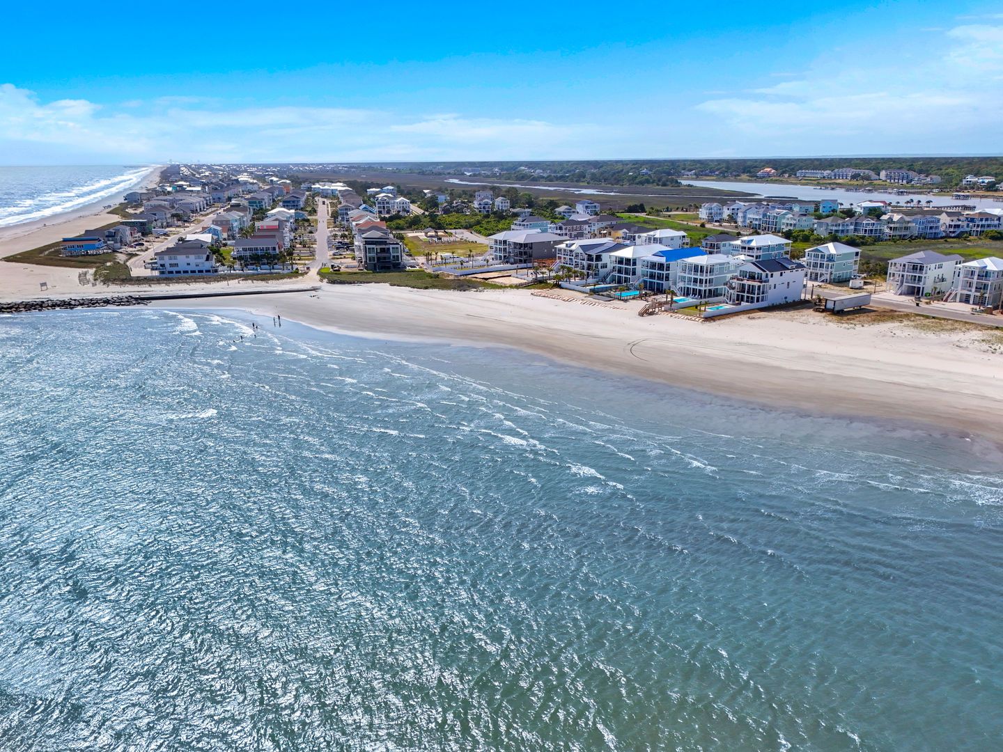 casa en Tides at Ocean Isle Beach por Stanley Martin Homes