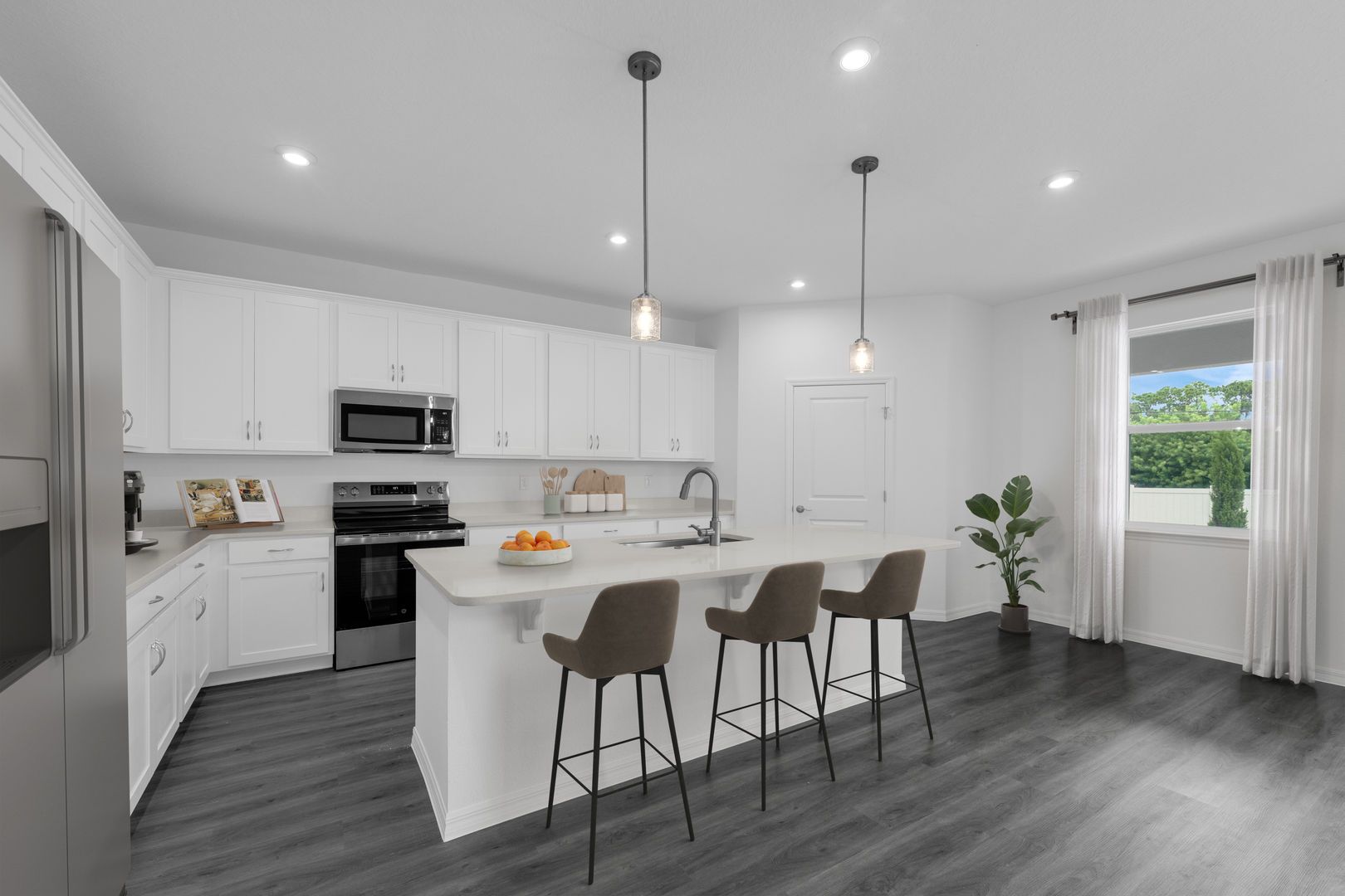 3648 Triple Crown Loop (The Chester)