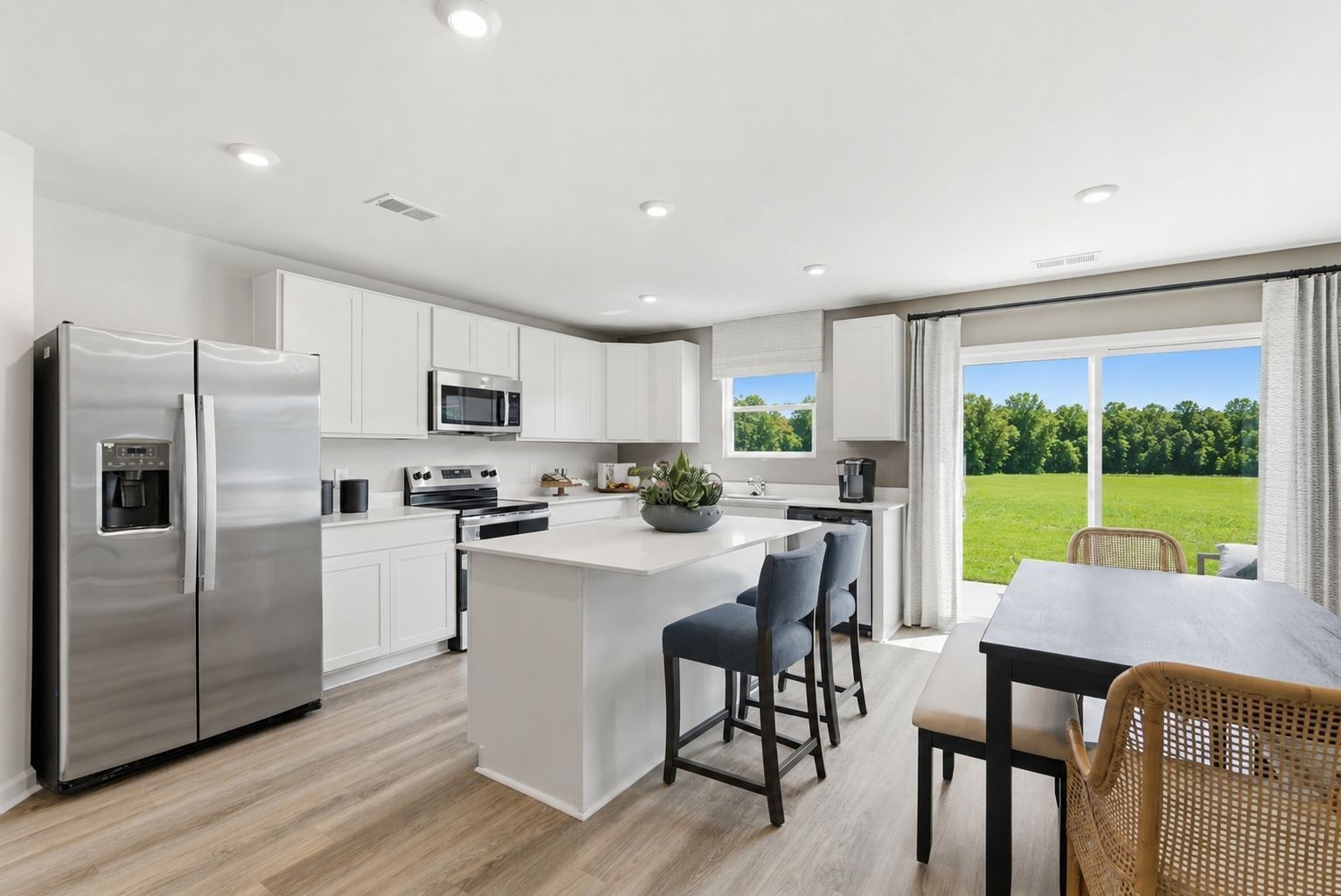 Essence at Carolina Lakes