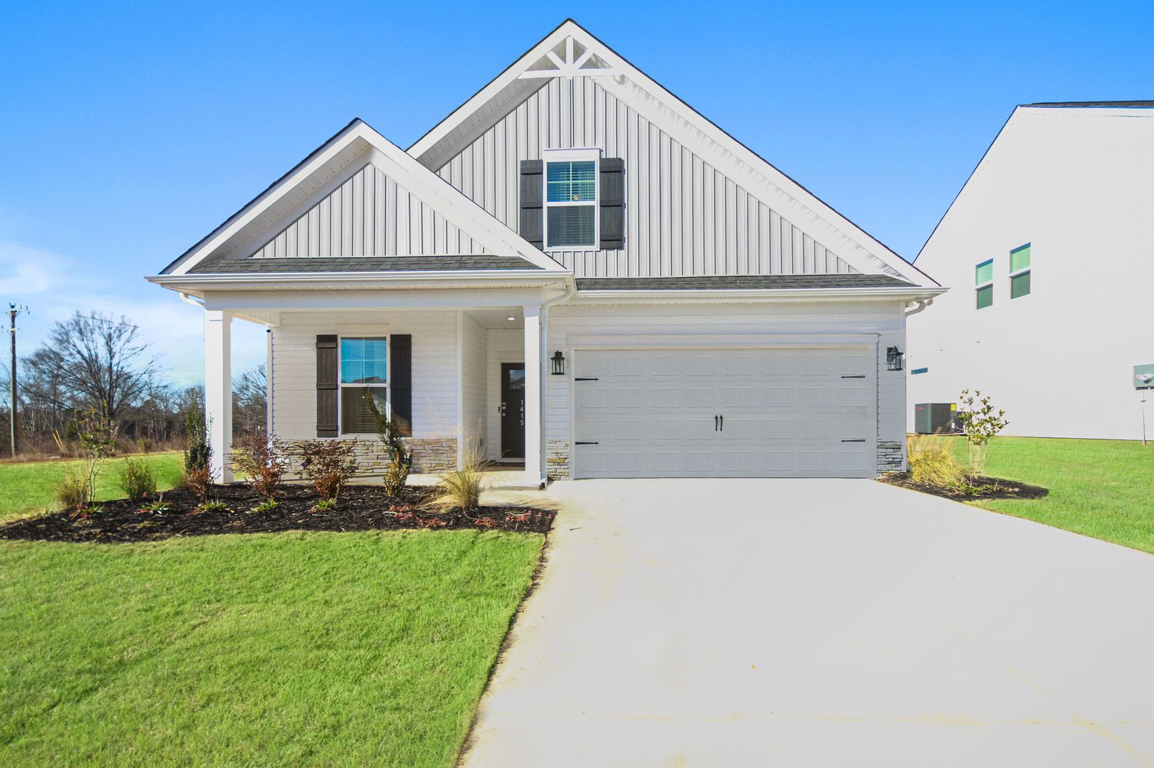 Persimmon Hill,29365