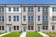 Westside Bend at Proctor Creek Townhomes por Stanley Martin Homes en Atlanta Georgia