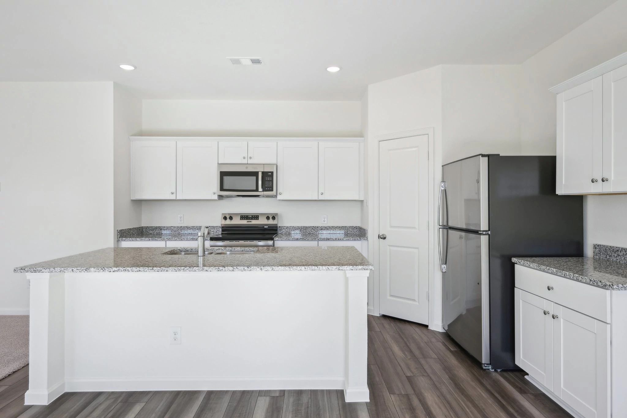 321 Plateau Street. Maxwell, TX 78656