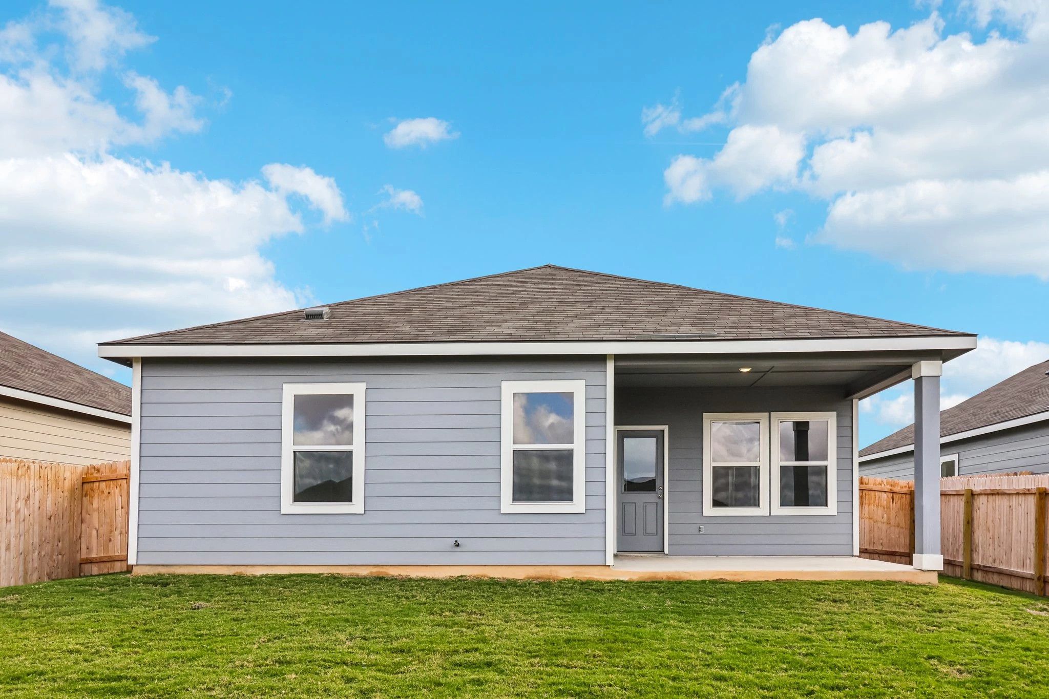 110 Stonebrook Dr. Hutto, TX 78634