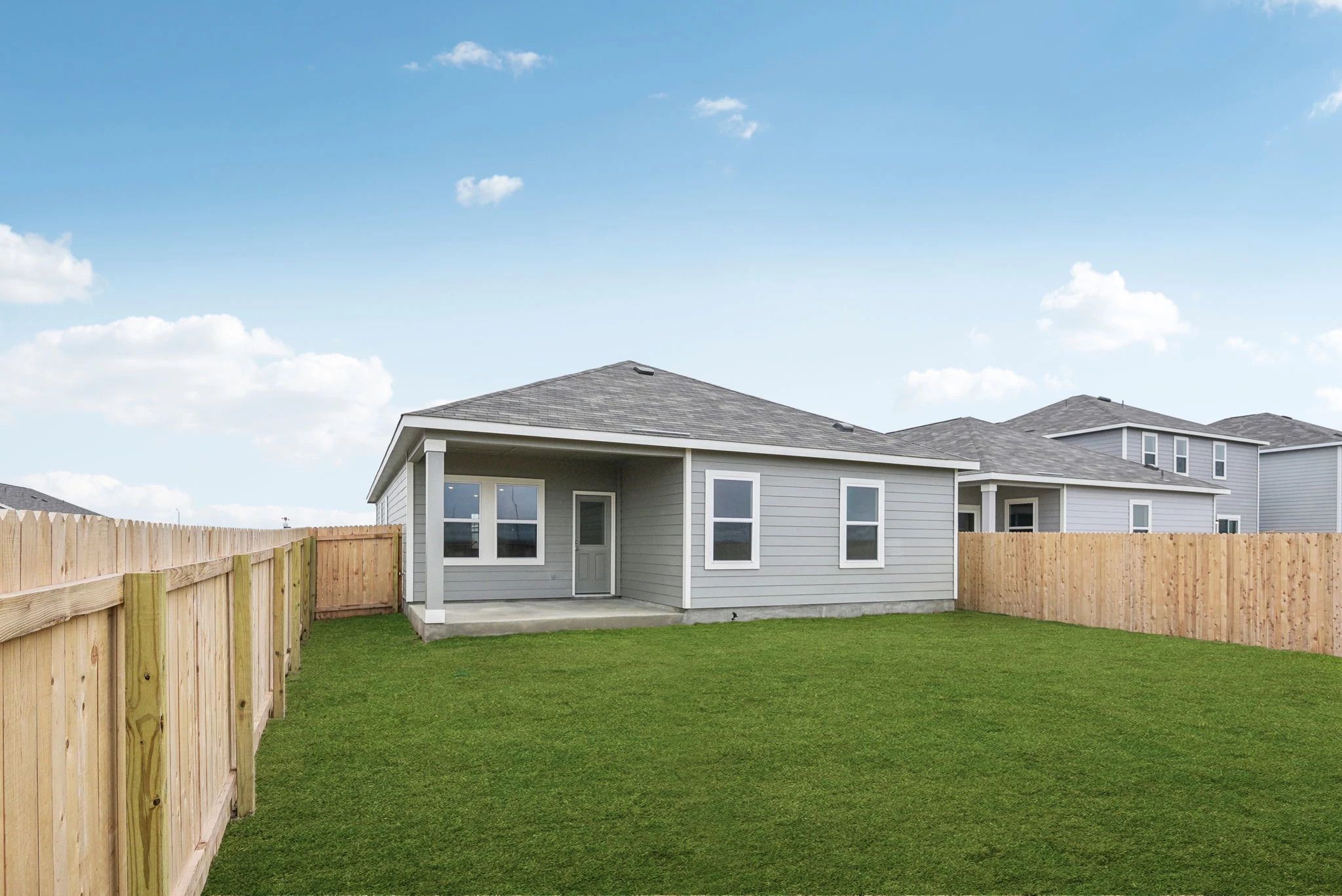 10644 Harlequinn. Adkins, TX 78101