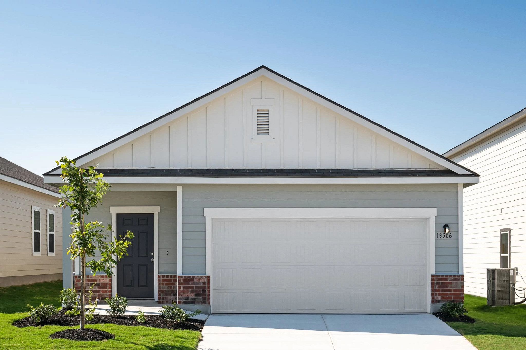 casa en Elm Park por Starlight Homes