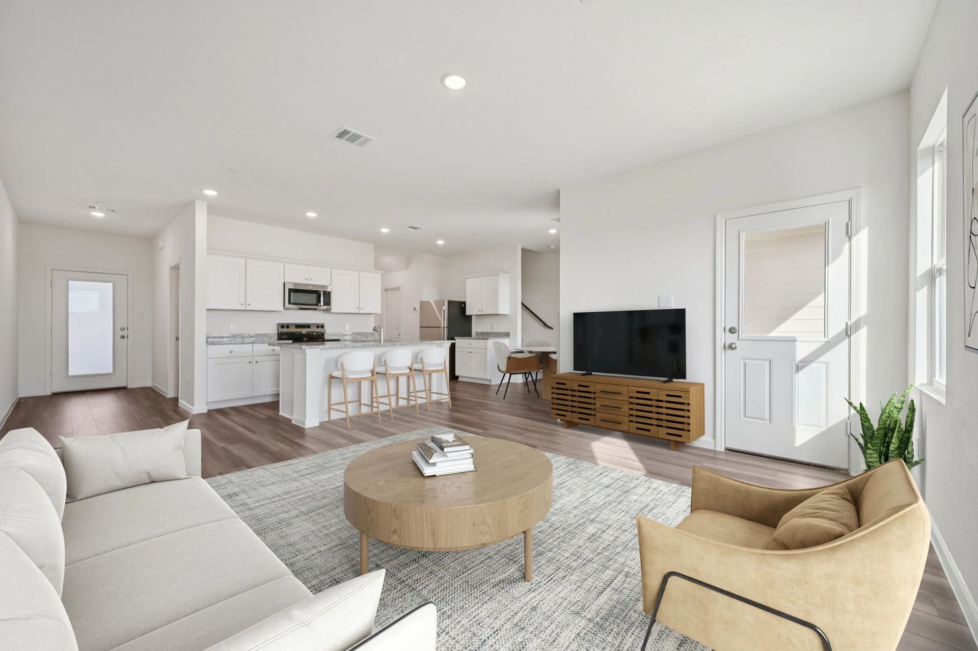 Rayne The Rayne Family Room and Kitchen