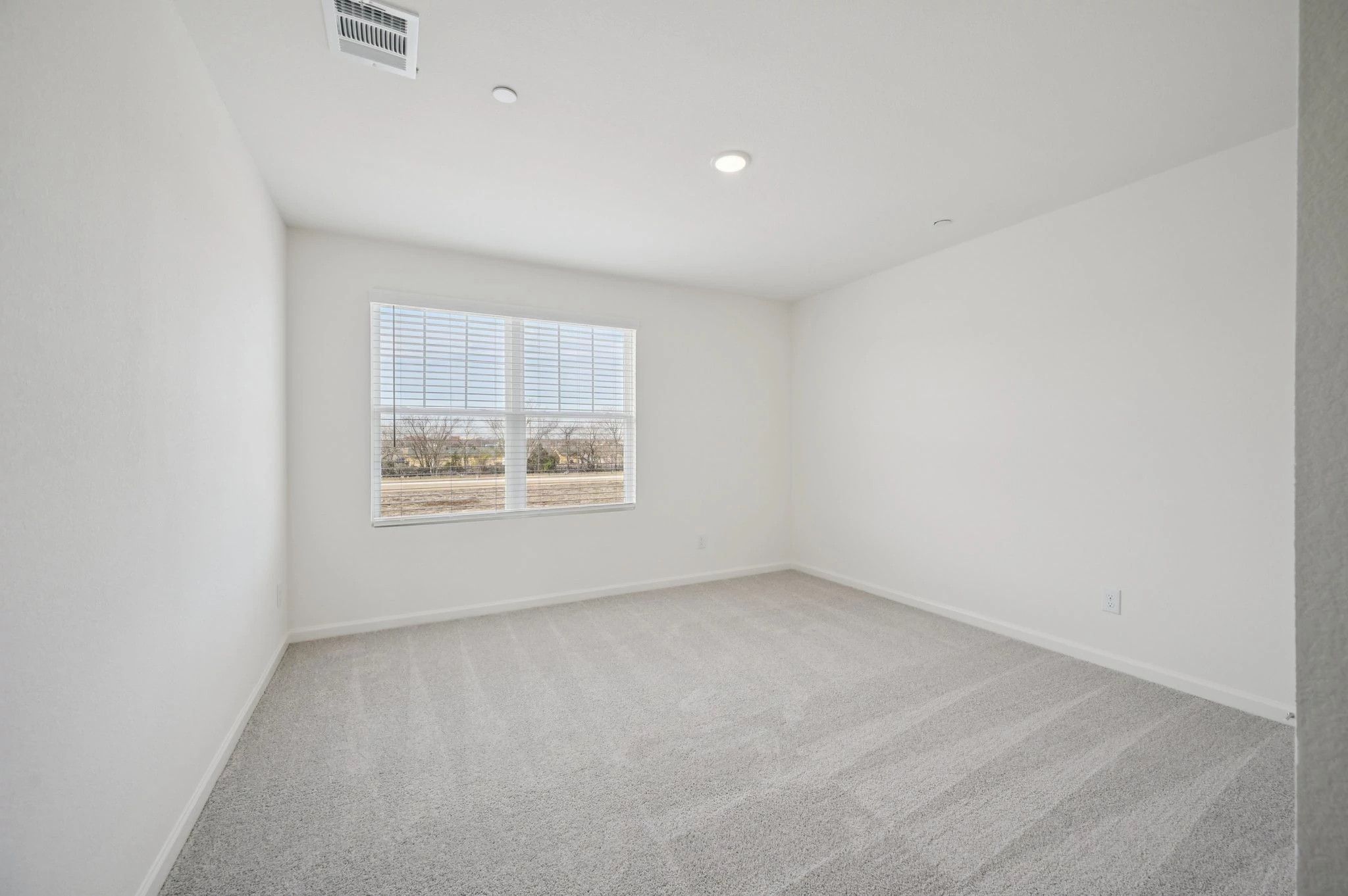 Rayne The Rayne Bedroom 3