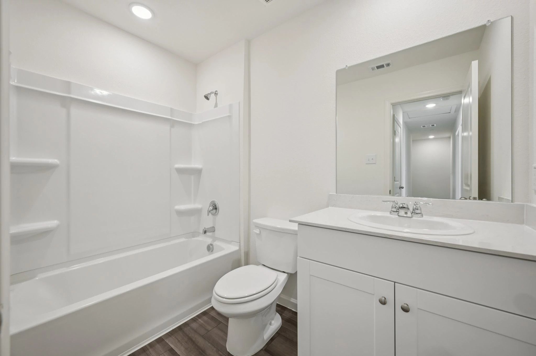 Rayne The Rayne Bath