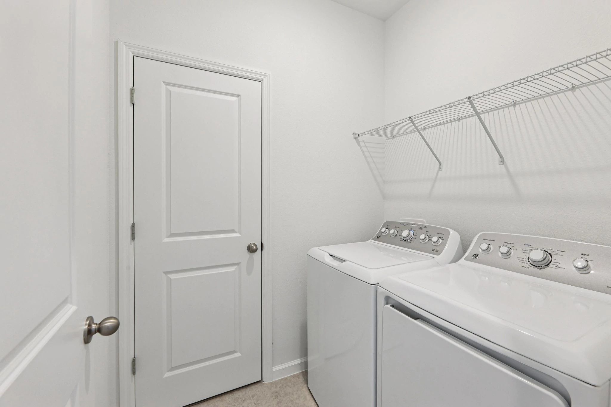 Ellis The Ellis Laundry Room
