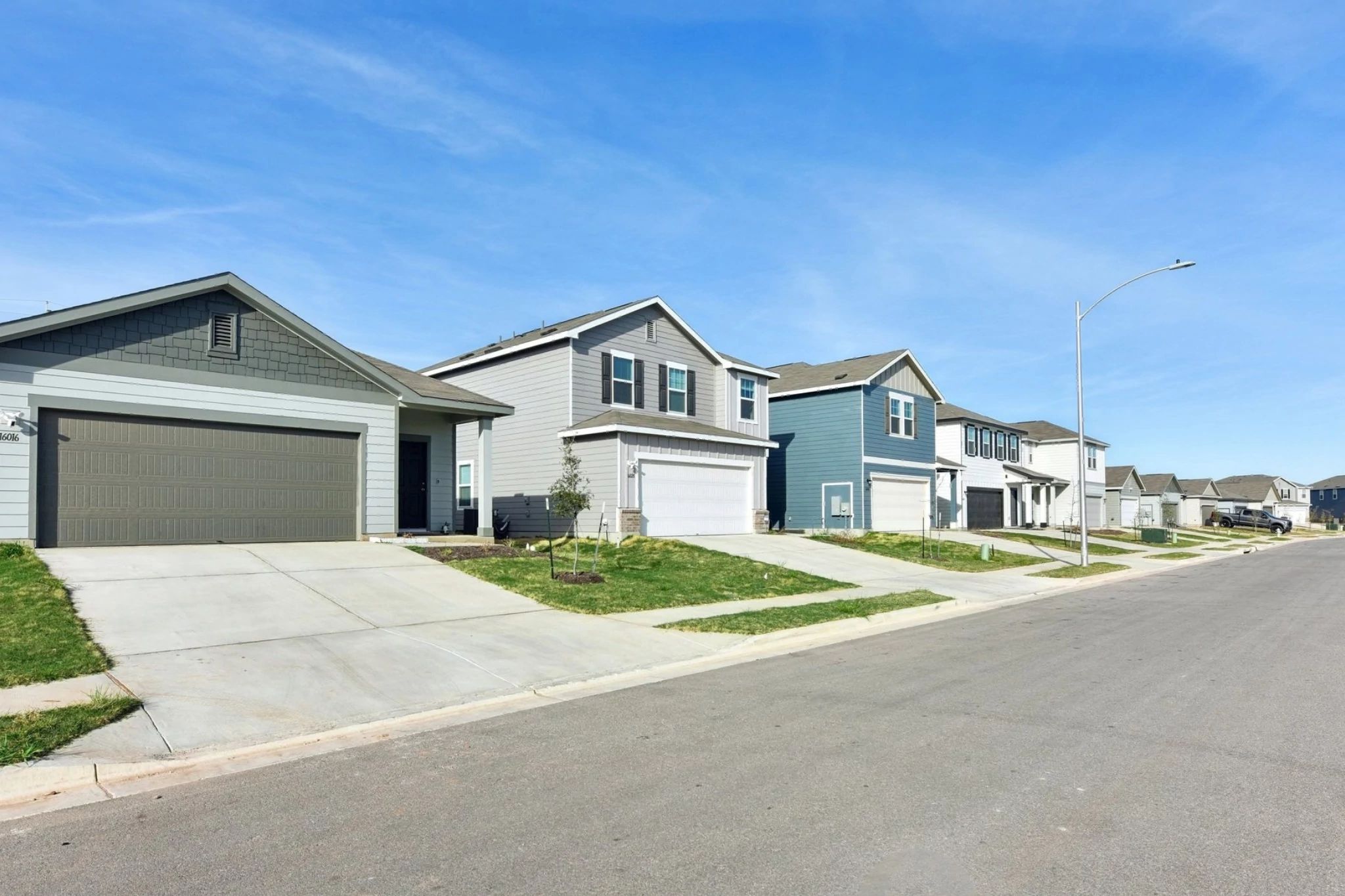 casa en Elm Park por Starlight Homes