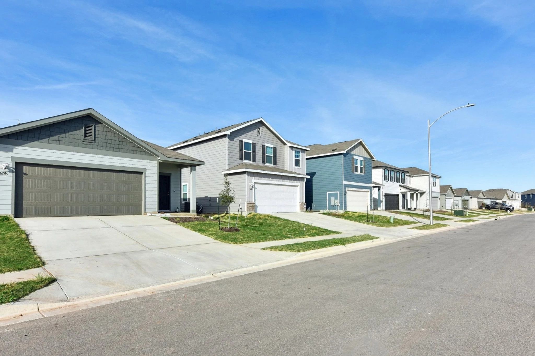 casa en Elm Park por Starlight Homes