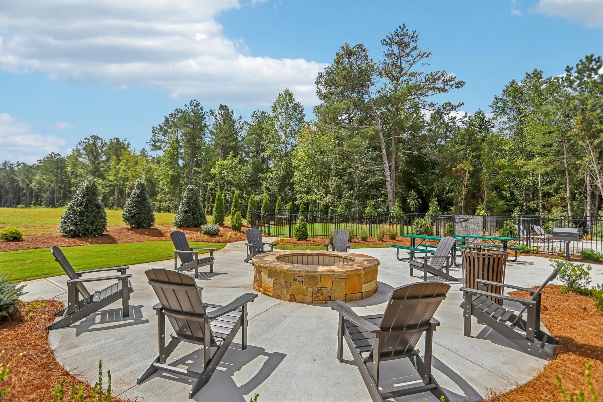 Kendall Grove - Amenity Photo 1