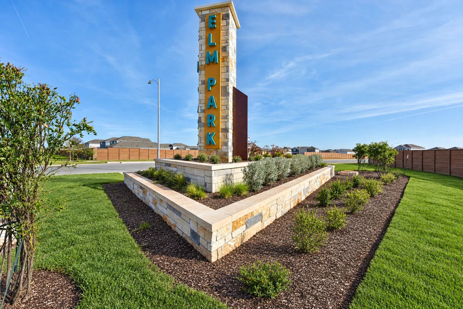 casa en Elm Park por Starlight Homes