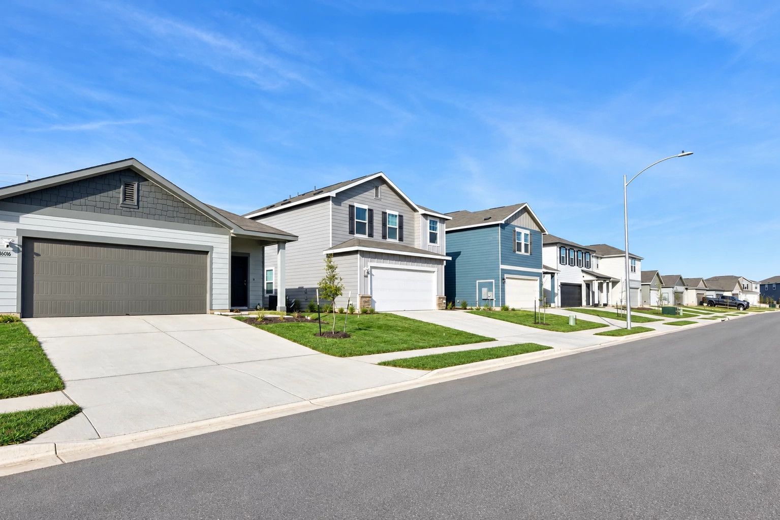 casa en Elm Park por Starlight Homes