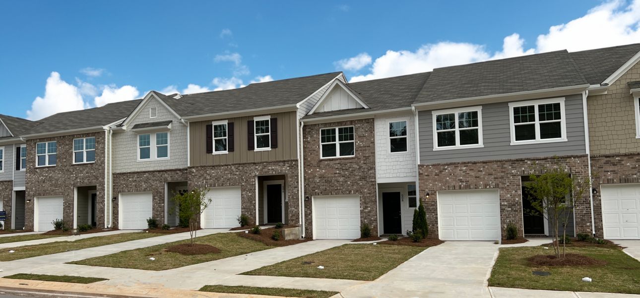 Pulsar Plan at Palmetto Cove in Palmetto, GA by Starlight Homes