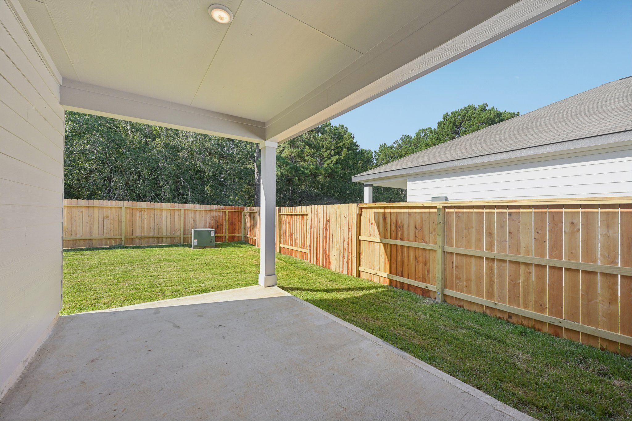 Glimmer - Spring Creek Trails: Magnolia, Texas - Starlight Homes