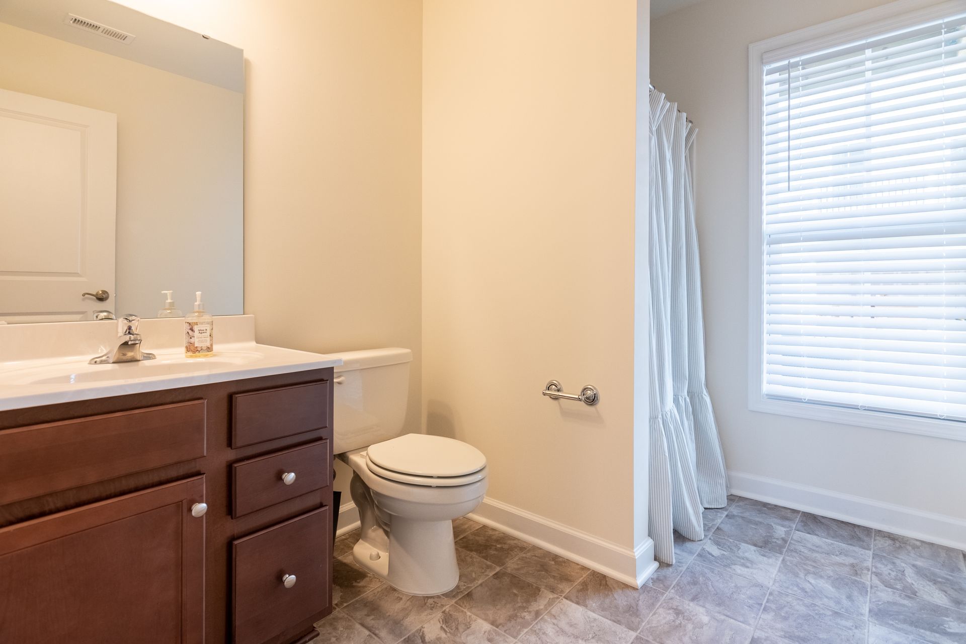 Opt. Bonus Bathroom