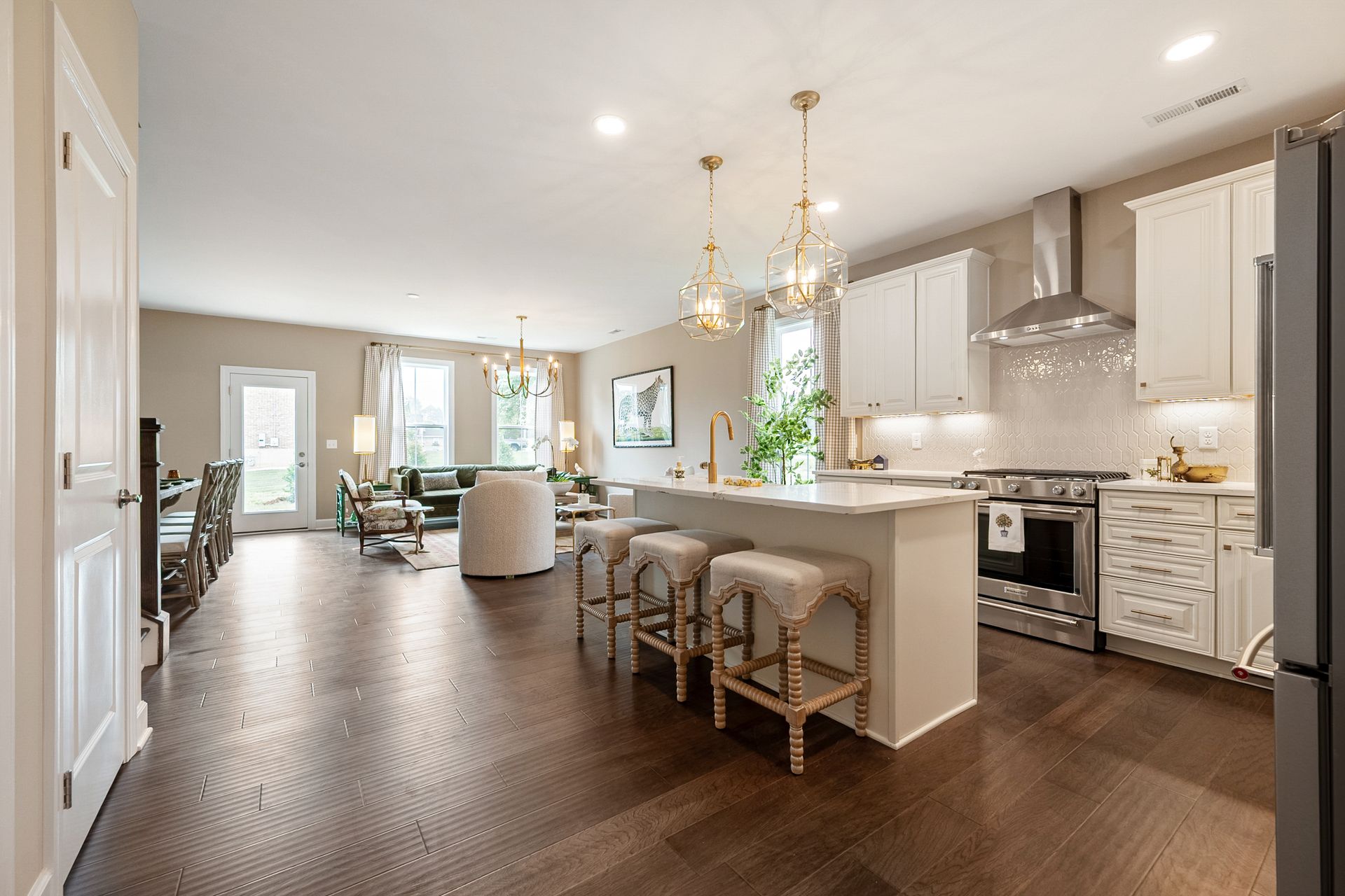 Kitchen Image 1